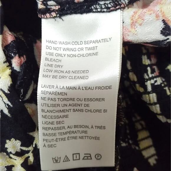 Free People Hilary Floral print keyhole Lolita neck top size Medium msrp $98 New - Picture 7 of 12